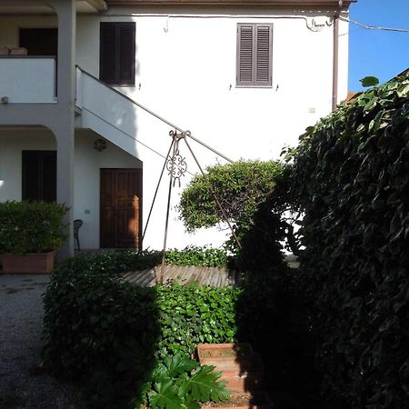 Podere Tre Cipressi Aparthotel Campiglia Marittima Bagian luar foto