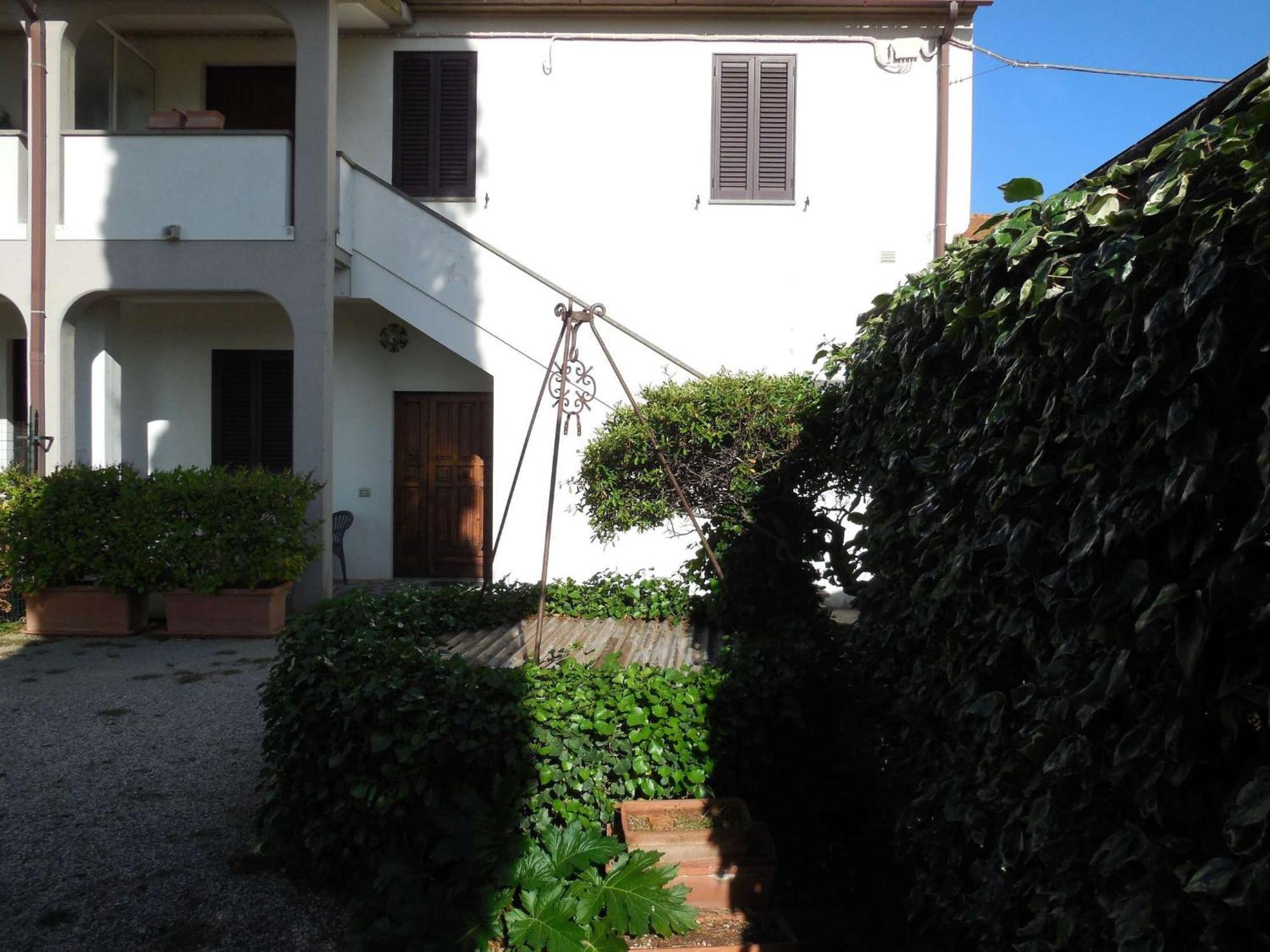 Podere Tre Cipressi Aparthotel Campiglia Marittima Bagian luar foto