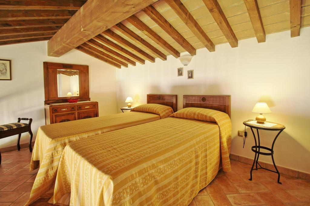 Podere Tre Cipressi Aparthotel Campiglia Marittima Bagian luar foto