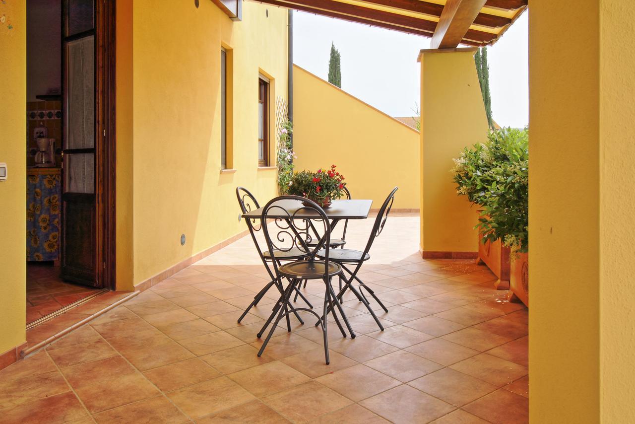 Podere Tre Cipressi Aparthotel Campiglia Marittima Bagian luar foto