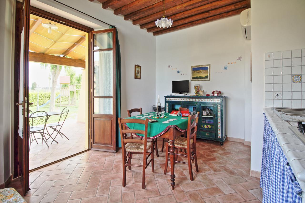Podere Tre Cipressi Aparthotel Campiglia Marittima Bagian luar foto