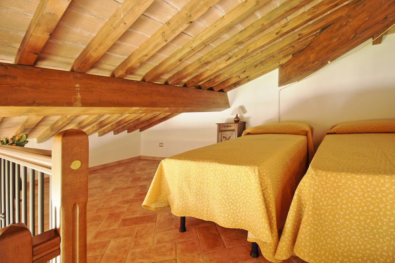 Podere Tre Cipressi Aparthotel Campiglia Marittima Bagian luar foto