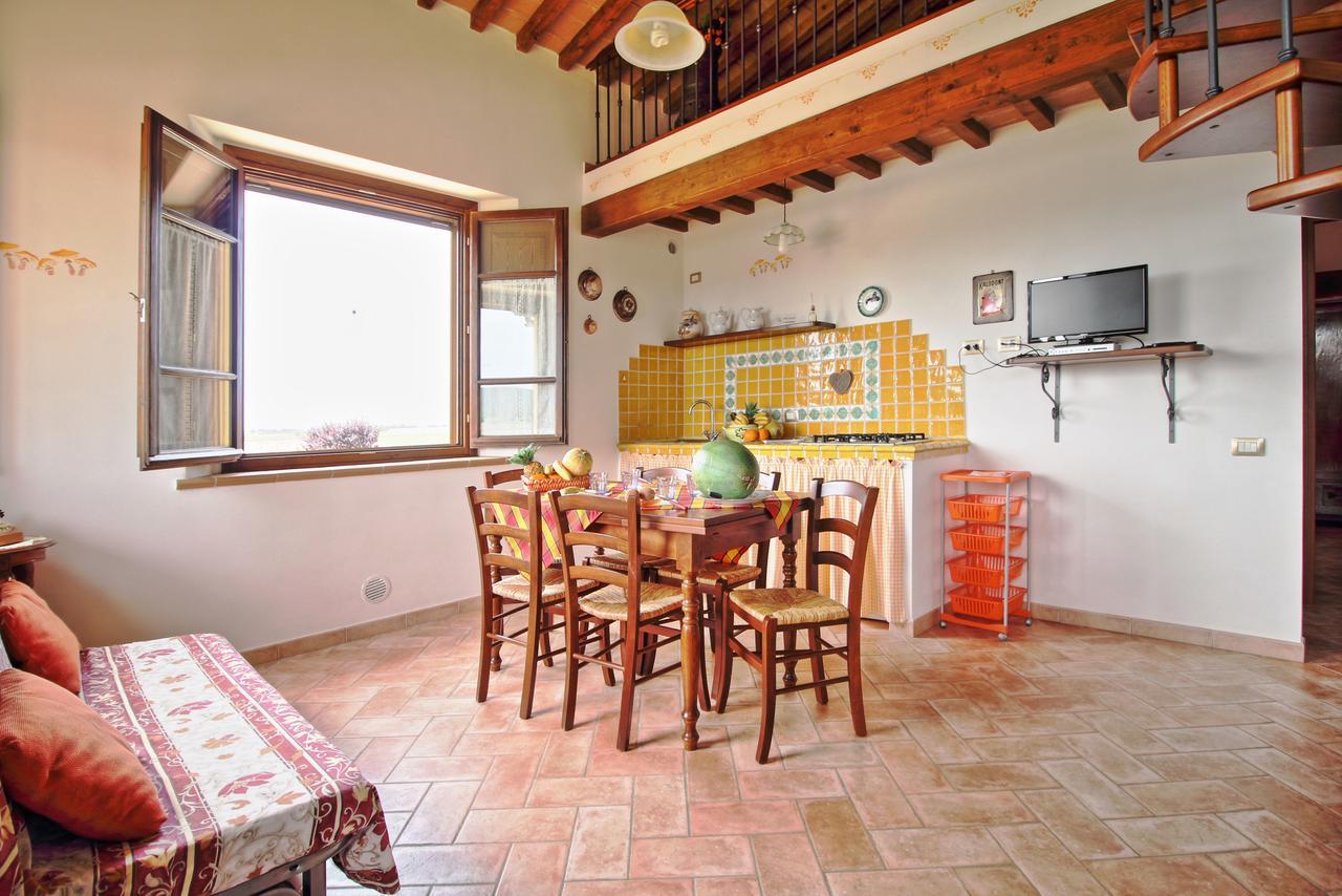 Podere Tre Cipressi Aparthotel Campiglia Marittima Bagian luar foto